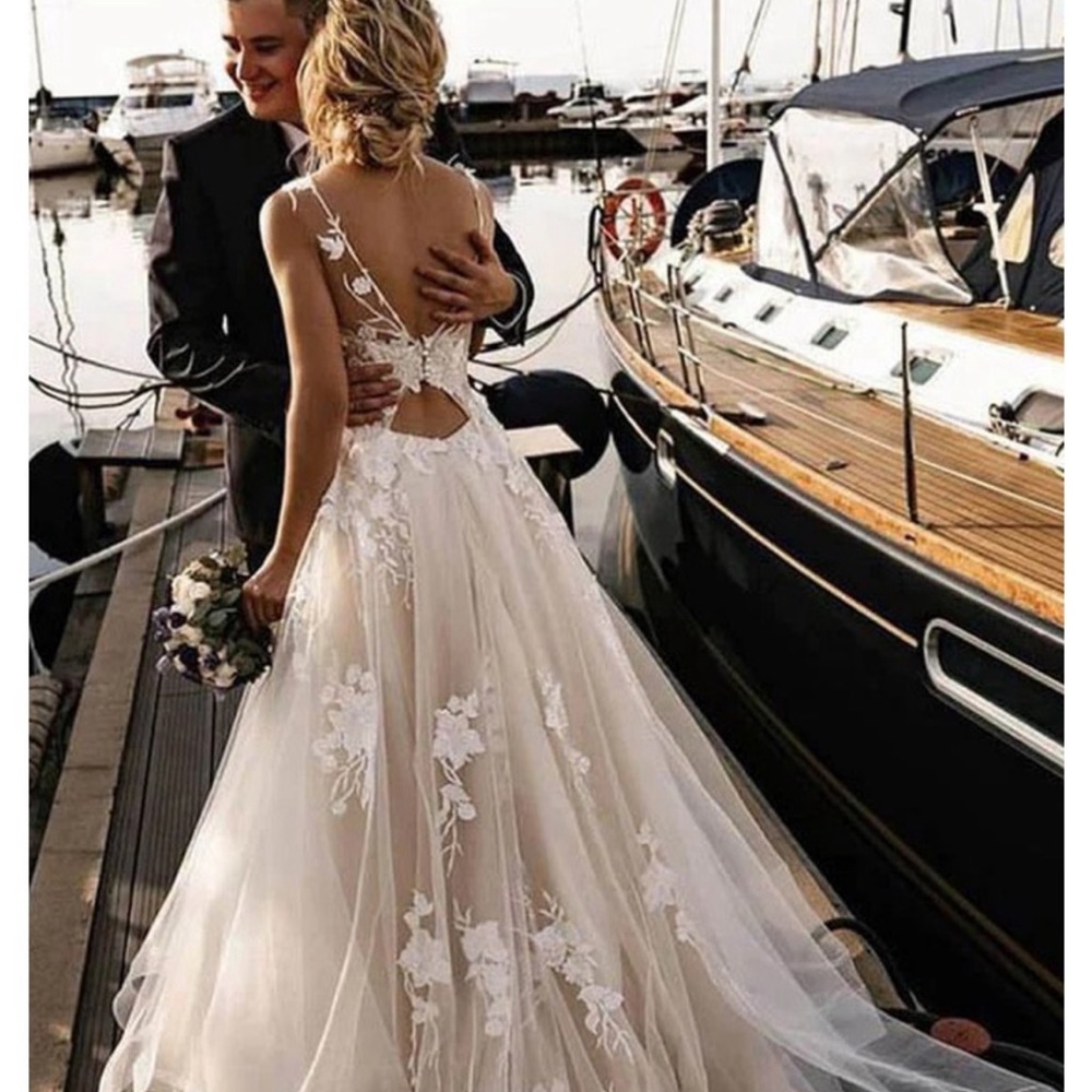 Dorris wedding wedding dress NWT size 6, unaltered
